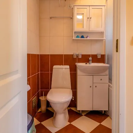 Apartment Embrace *